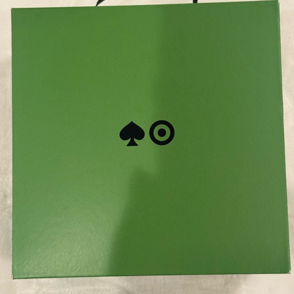 Kate Spade x Target Green Flower Drop Earrings with Crystal Center – NWT - Picture 4 of 4